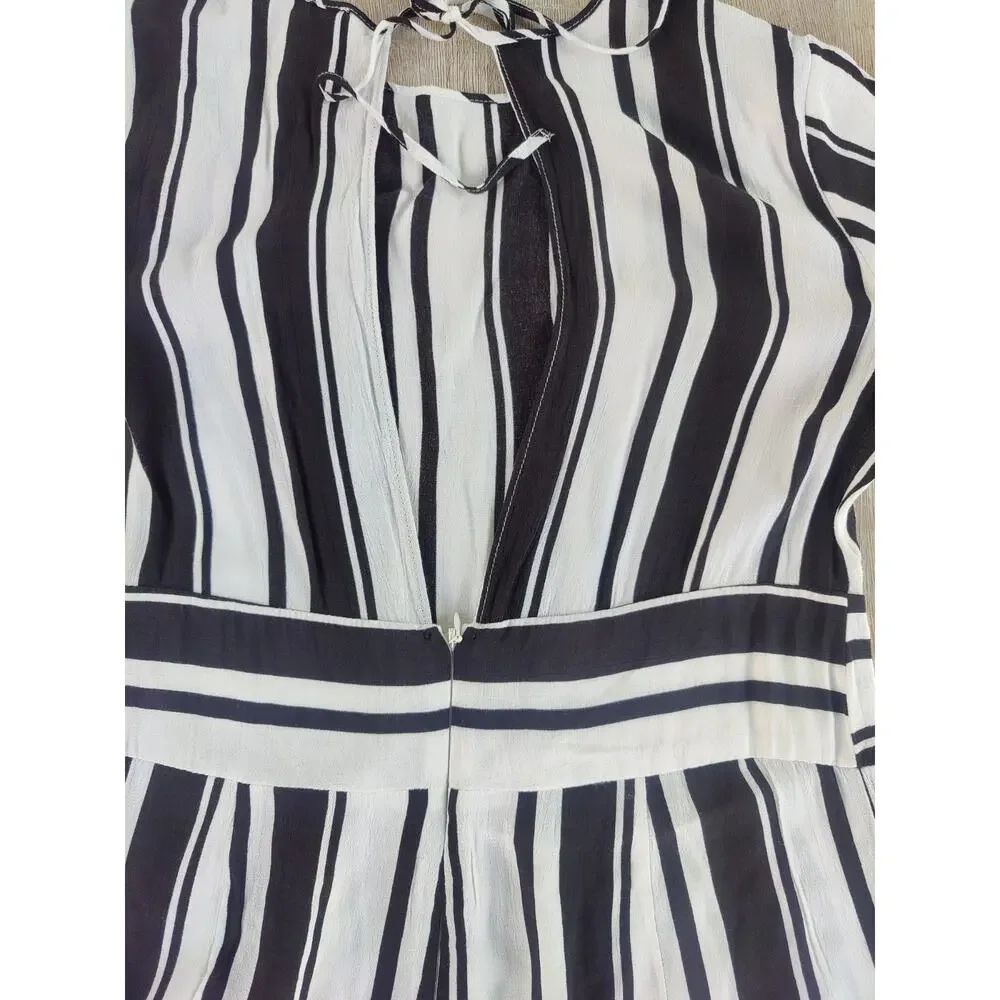 Striped Jumpsuit Womens Medium Black White Puff Sleeve‎ Wide Leg Summer Casual